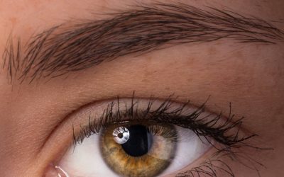 How To Apply Castor Oil to Your Eyelashes?