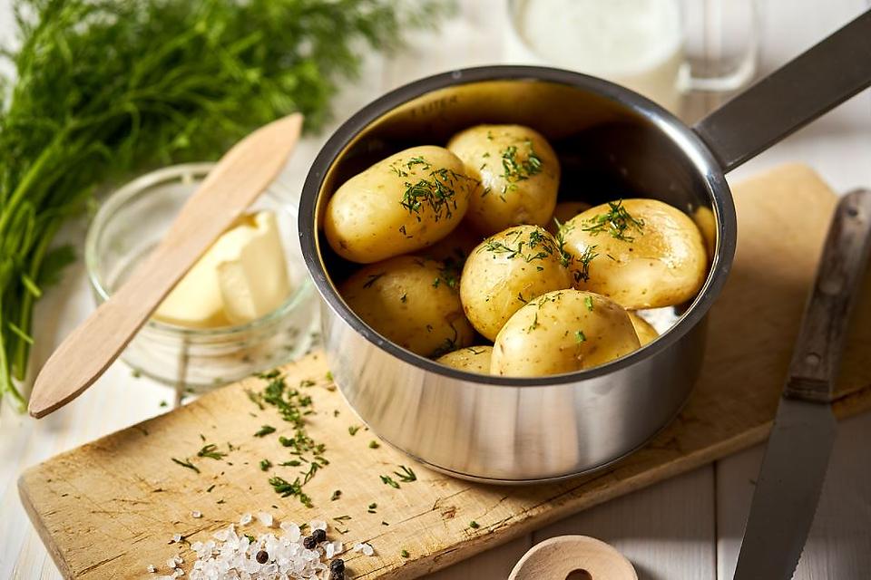 Easy Boiled Herbed Potatoes Recipe Is Simplicity At Its Finest | Vegetables | 30Seconds Food