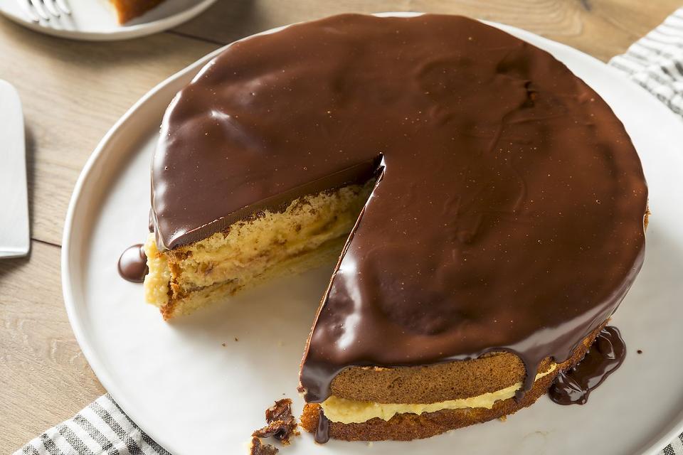 Grandma’s Boston Cream Pie Recipe: Cake, Pudding, Chocolate (That’s All You Need to Know) | Cakes/Cupcakes | 30Seconds Food