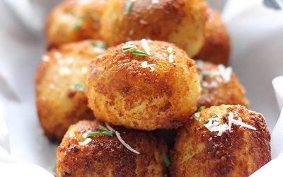 This Easy, Cheesy Mashed Potato & Bacon Balls Recipe Is the Bomb | Side Dishes | 30Seconds Food